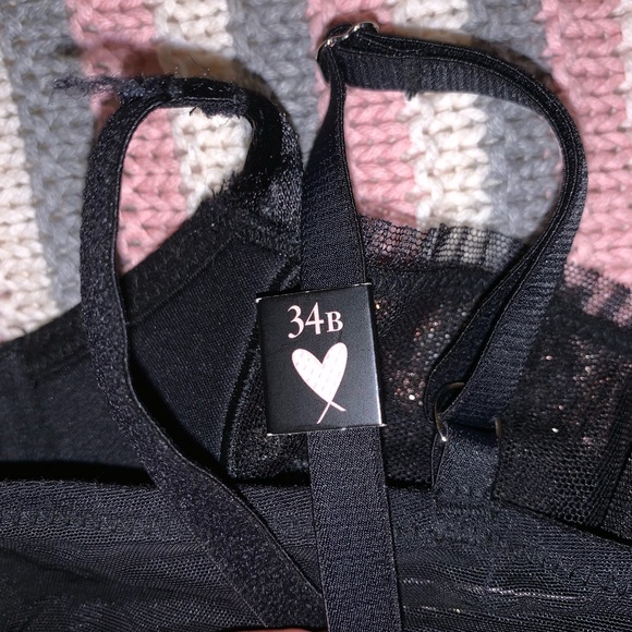 Victoria Secret Push up Bra - Picture 4 of 4